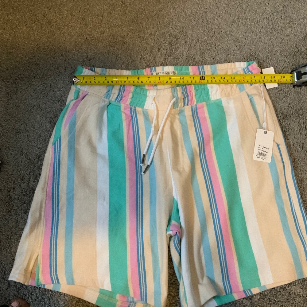 Stripped short